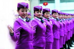 148名動(dòng)臥車(chē)乘務(wù)員精彩亮相，重慶禮儀風(fēng)采閃耀